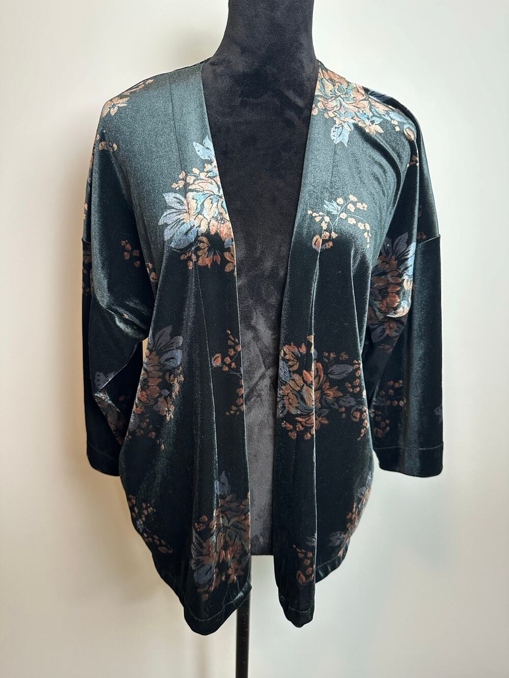 LOFT One Size Floral Velvet Kimono Cardigan Open Front Whimsigoth Dark Romantic